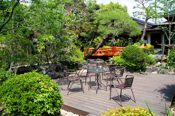 ภายนอกอาคาร