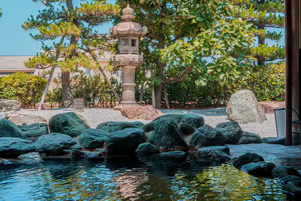 ออนเซ็นกลางแจ้ง