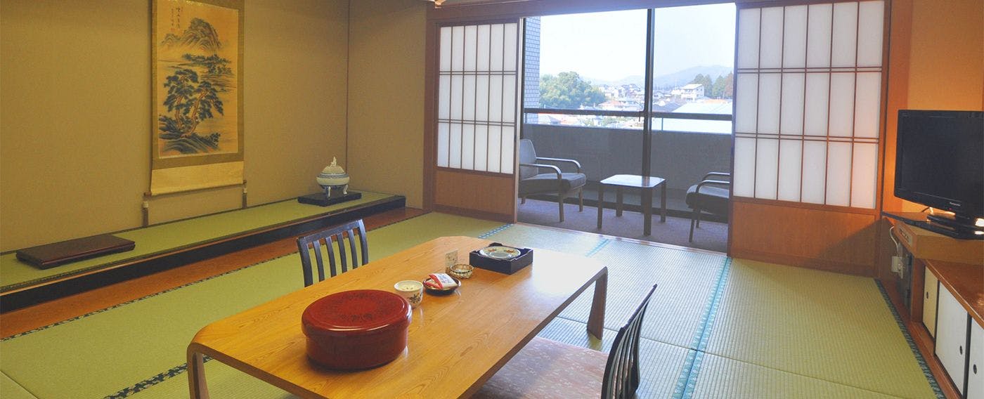 Hotel Shirasagi