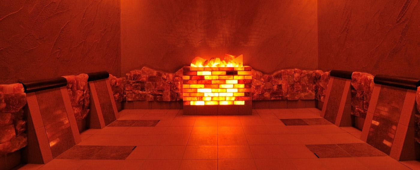 ออนเซ็นหินร้อน