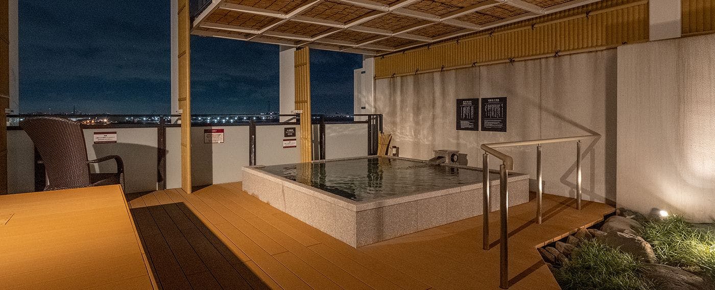 Yokohama Minato Mirai Manyo Club