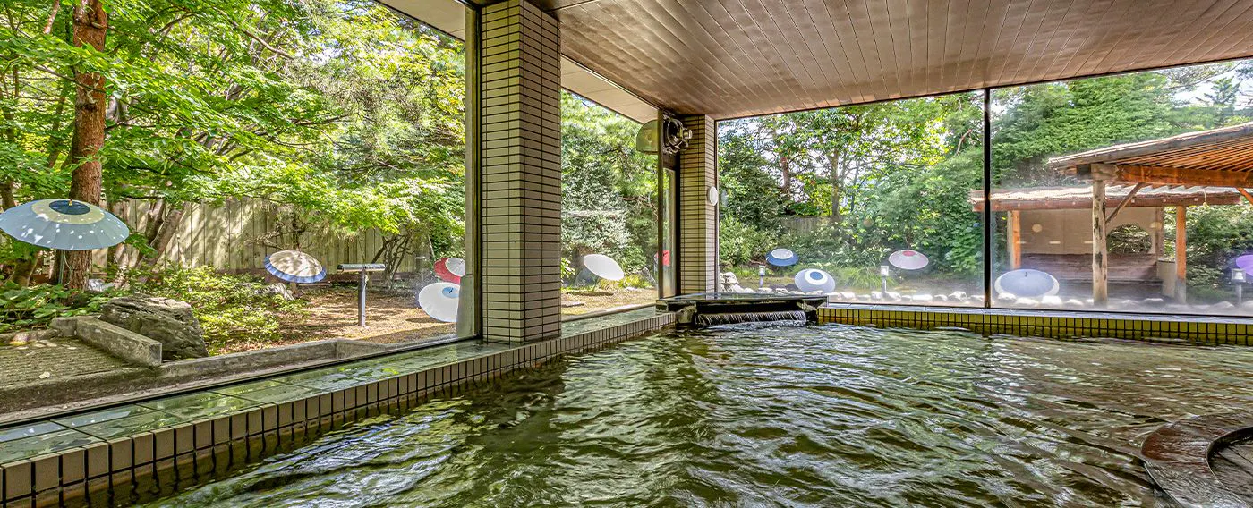 ห้องอาบน้ำรวมขนาดใหญ่