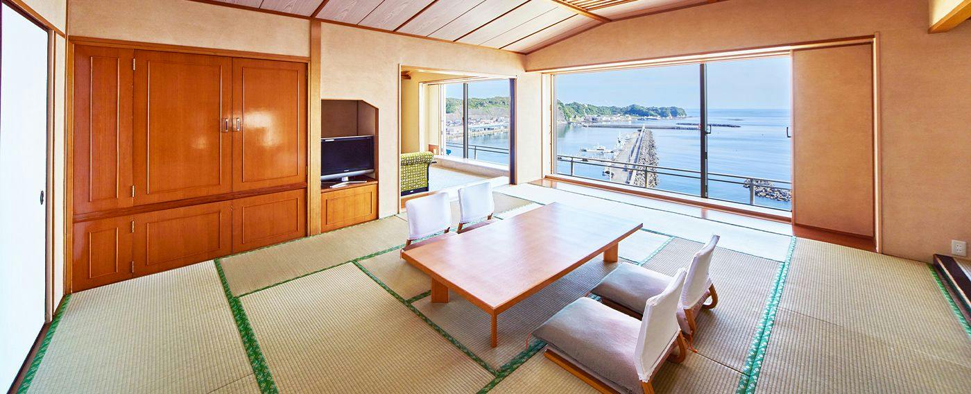 Mikazuki Sea Park Hotel Katsuura