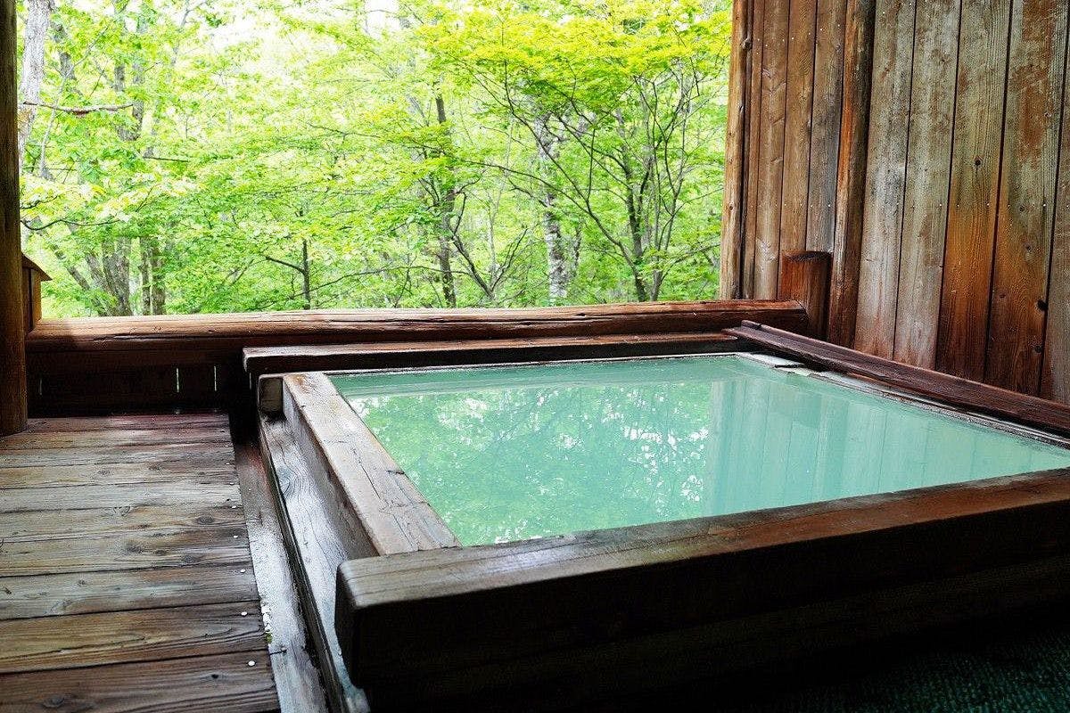 บ่อน้ำพุร้อนกลางแจ้ง