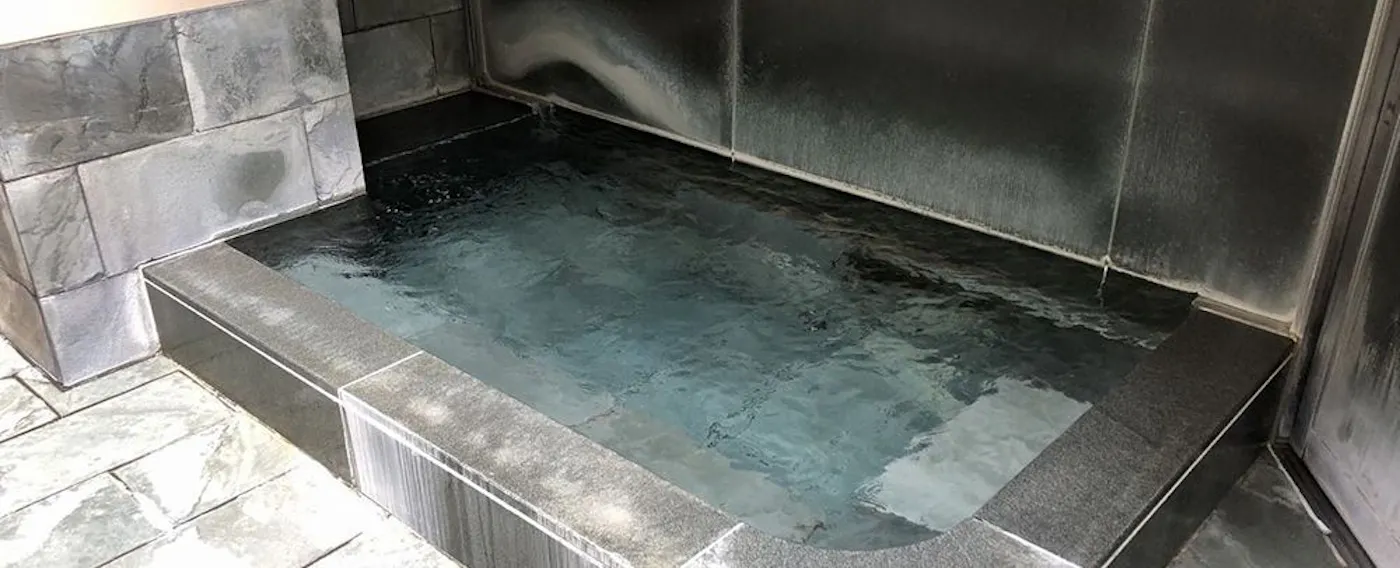 ห้องอาบน้ำรวม