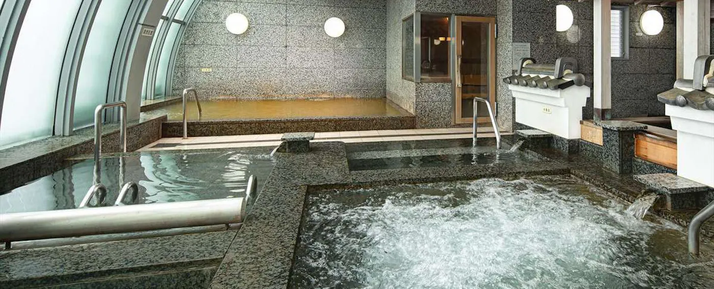 ห้องอาบน้ำรวม