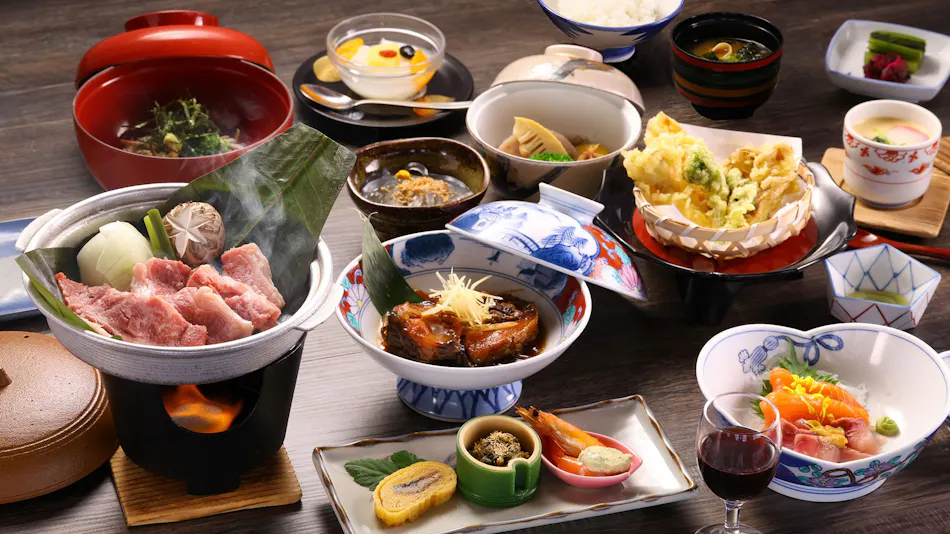 Suwakoen Inn by Lake Suwa