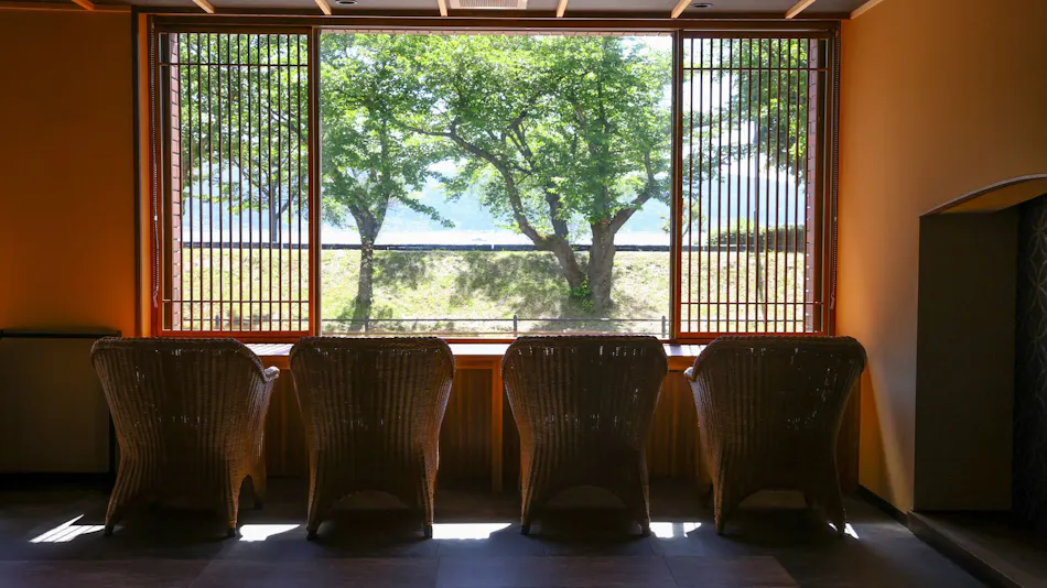Suwakoen Inn by Lake Suwa