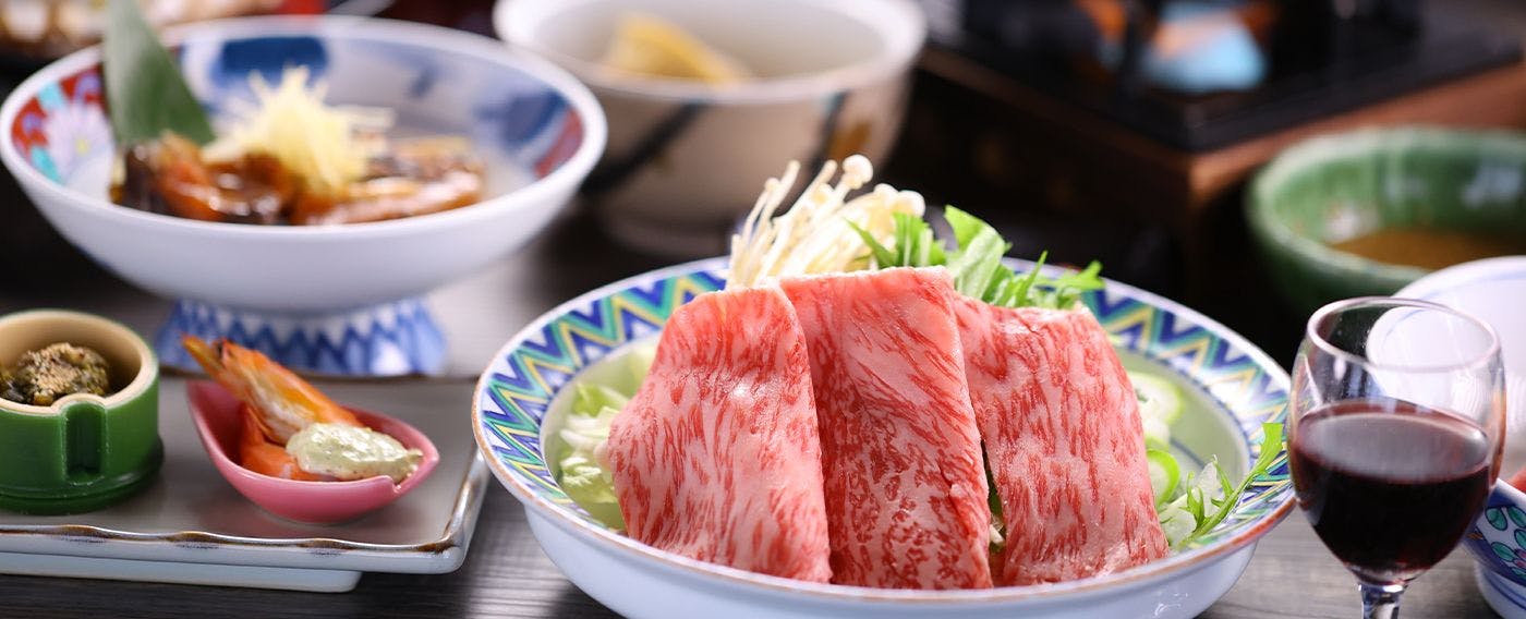 Suwakoen Inn by Lake Suwa