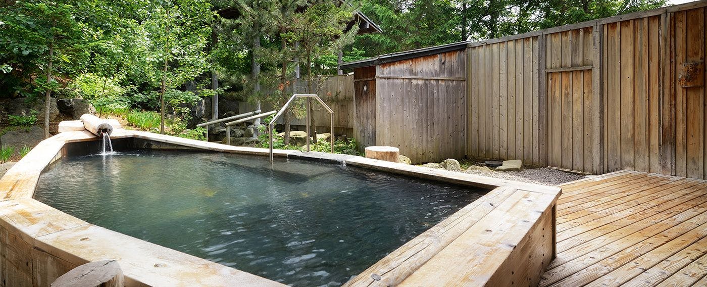 บ่อน้ำพุร้อนกลางแจ้ง