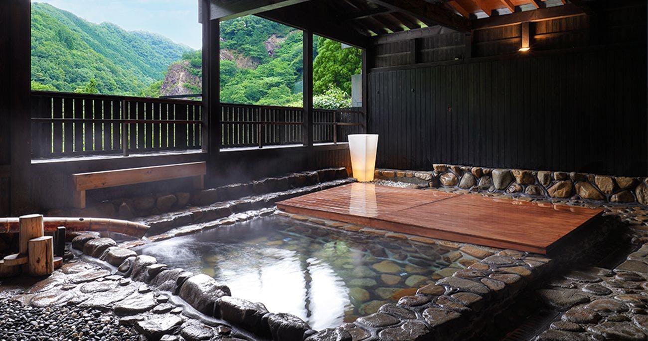 บ่อน้ำพุร้อนกลางแจ้ง