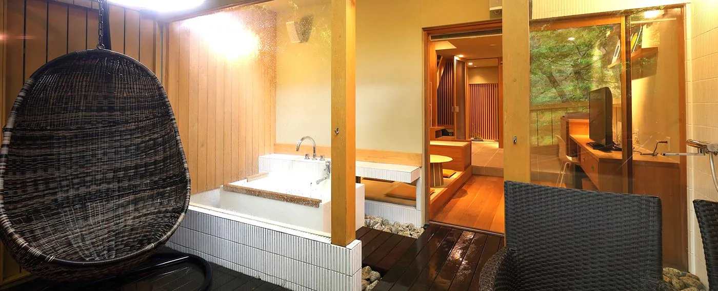 ห้องพักพร้อมอ่างอาบน้ำกลางแจ้ง "KAEDE"