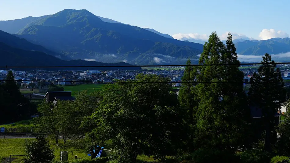 Hidden Onsen of Uonuma: Relaxation Retreat