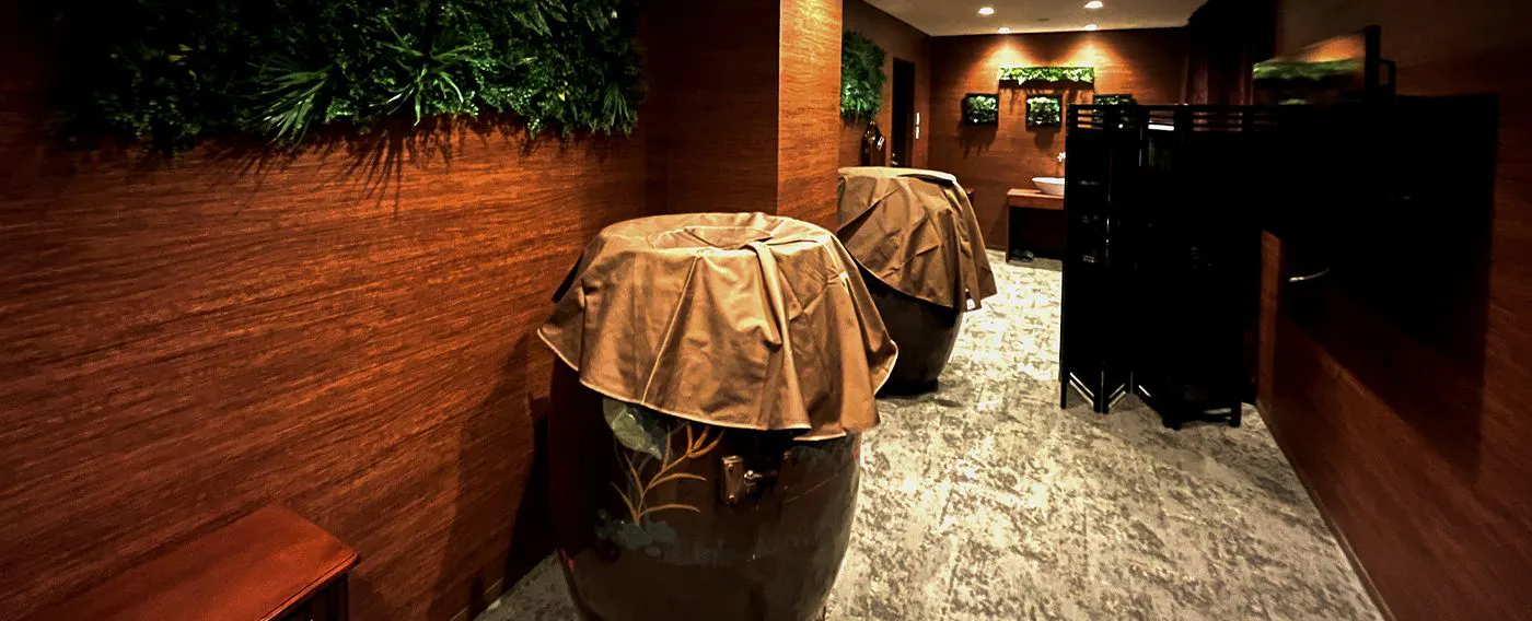 ซาลอนอาบเซลล์ - ไหโบราณ