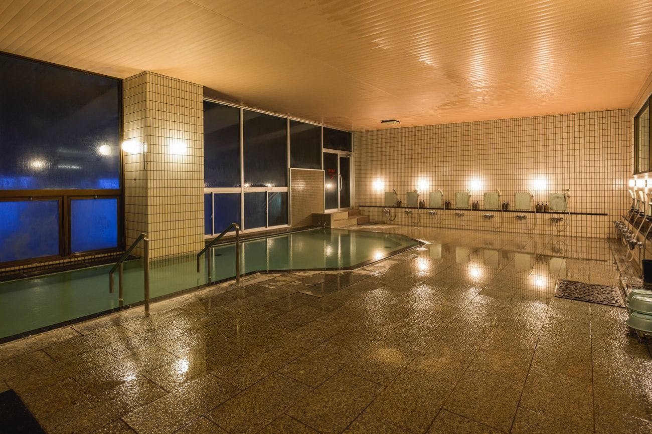 ห้องอาบน้ำรวม