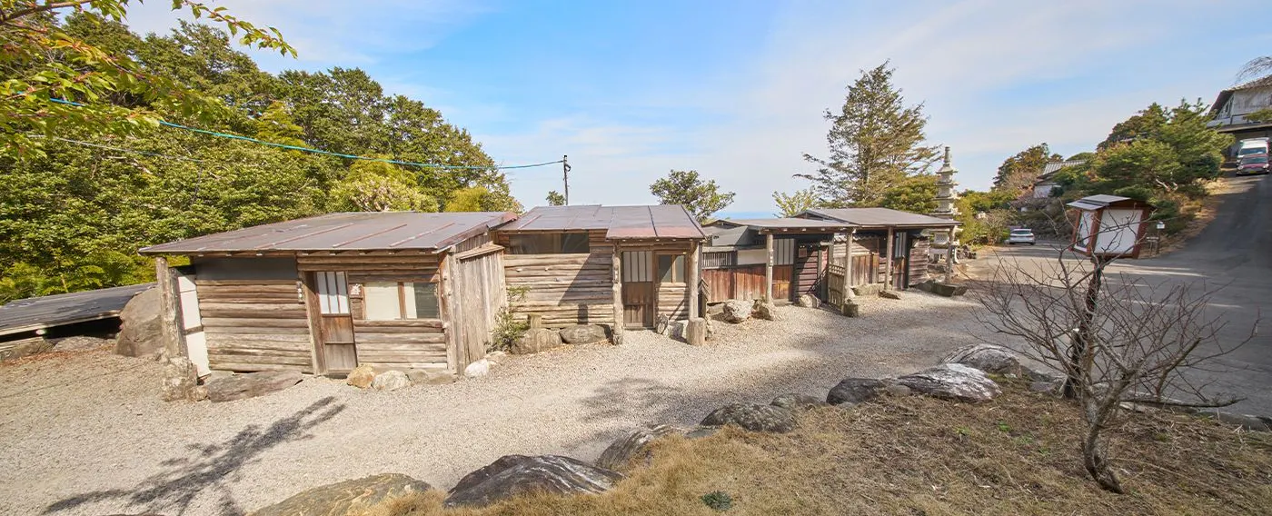 บ่อน้ำพุร้อนกลางแจ้งแบบส่วนตัว ภายนอกอาคาร