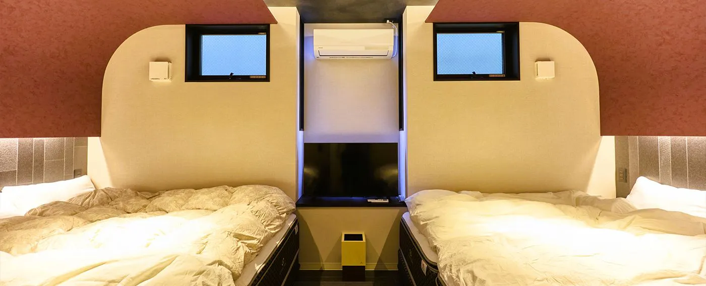 Taman air dengan tempat tidur