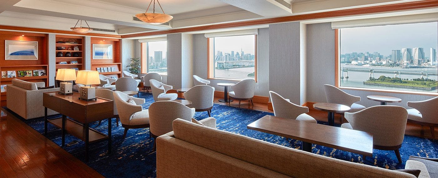 View Lounge on the 27th floor