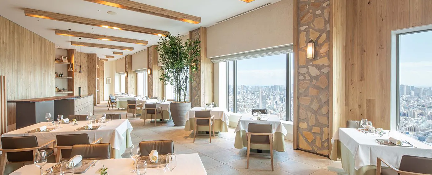 タワーズレストラン「クーカーニョ」