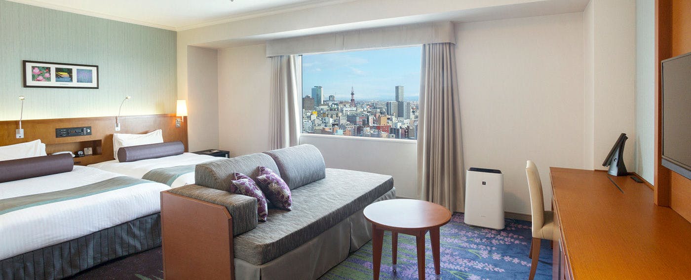 Premium Hollywood Twin