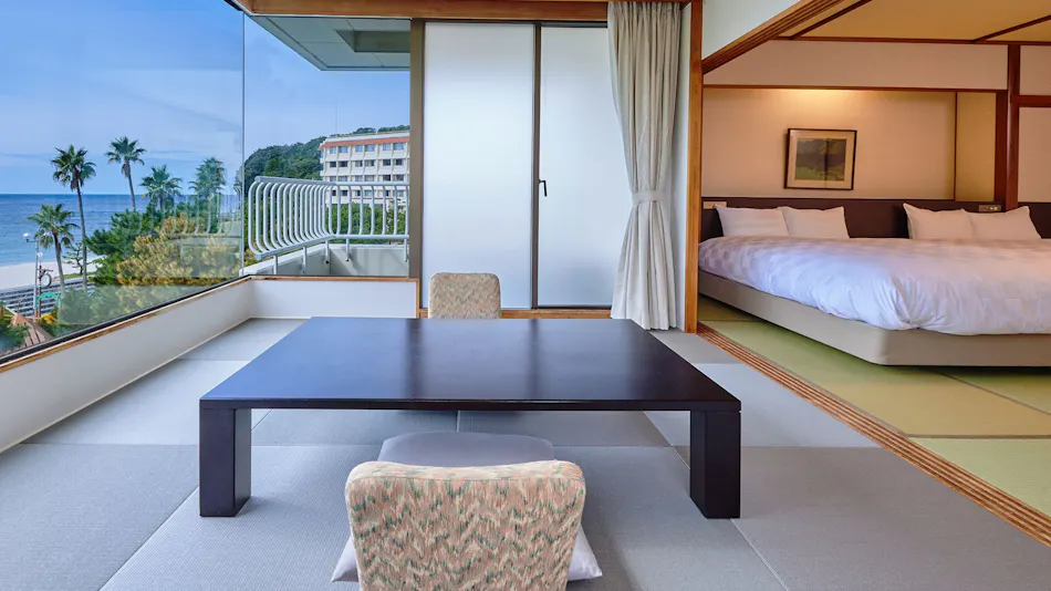 Shirarahama Grand Hotel