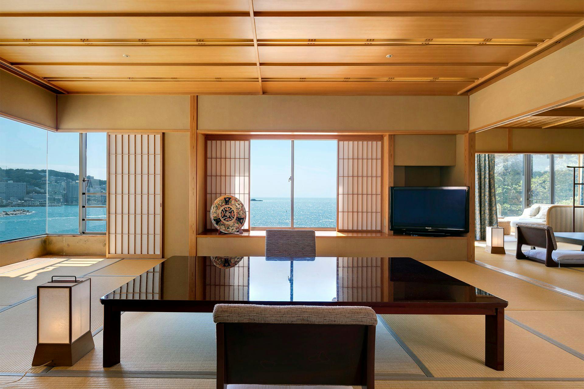 白良荘グランドホテル