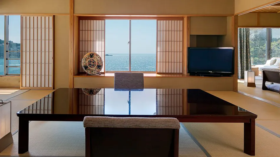 Shirarahama Grand Hotel