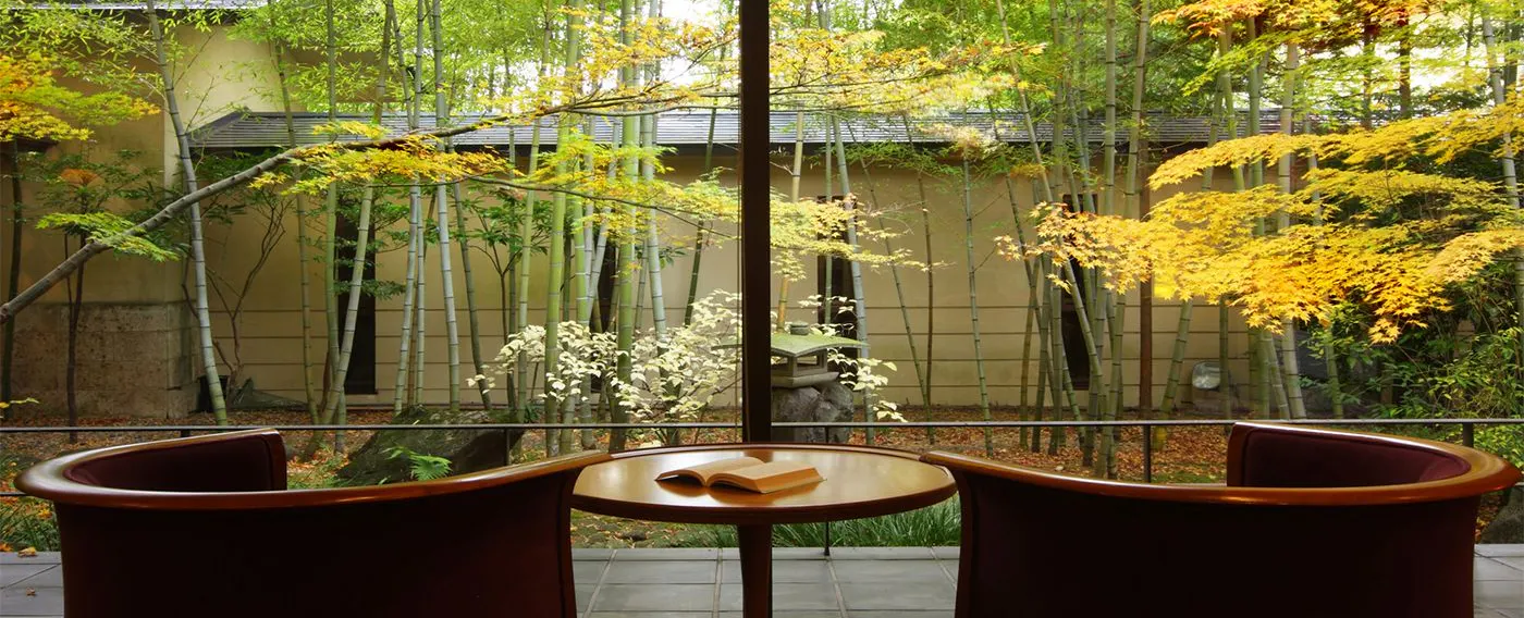 ロビーラウンジ