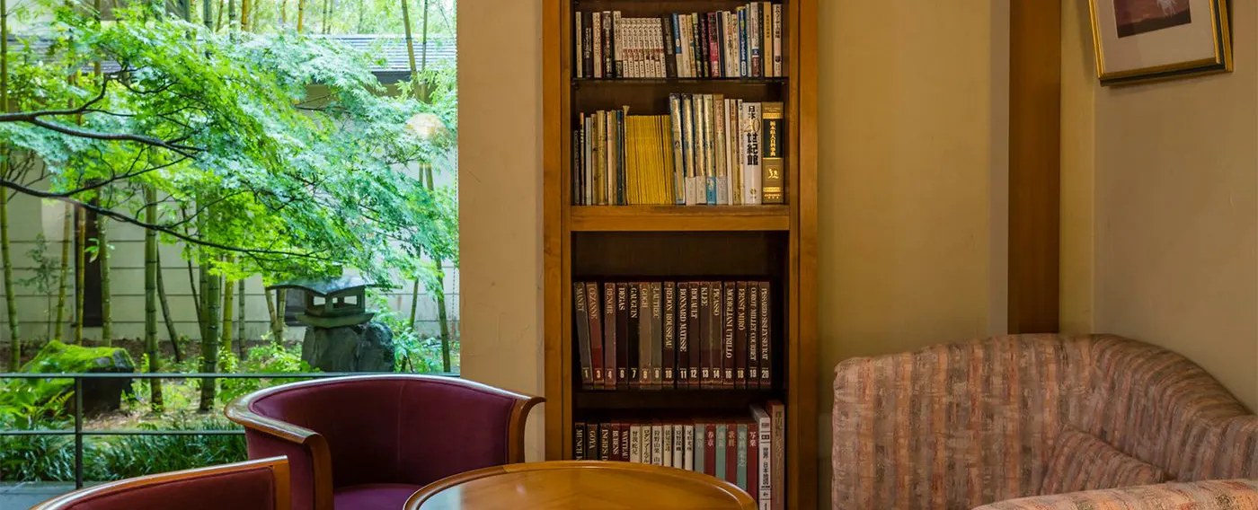 ロビーラウンジ