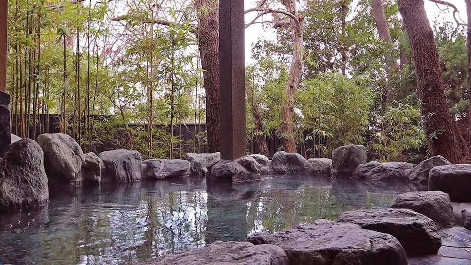 Detached Inn Yumenoya with Semi-Open-Air Baths in All Rooms