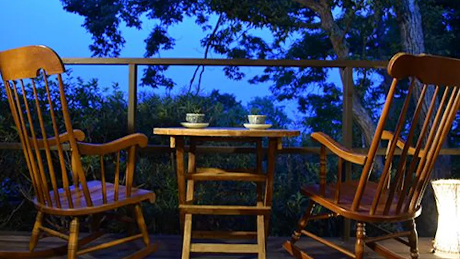 Detached Inn Yumenoya with Semi-Open-Air Baths in All Rooms