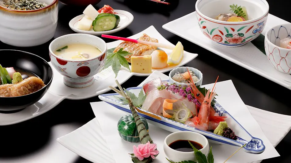 Kanazawa Hakuchoro Hotel Sanraku