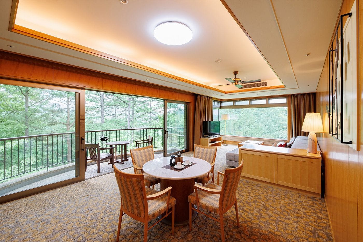 スイートルーム