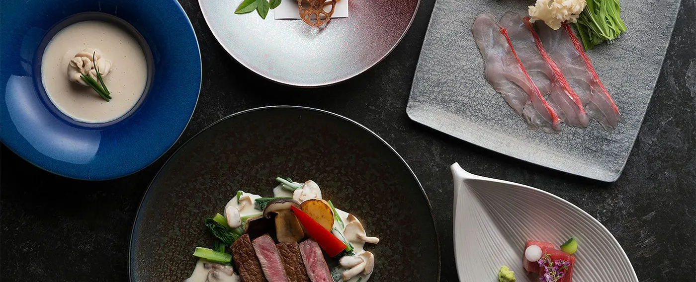 ไดนิ่งแอนด์บาร์สไตล์ญี่ปุ่น FUGA (Fuga)