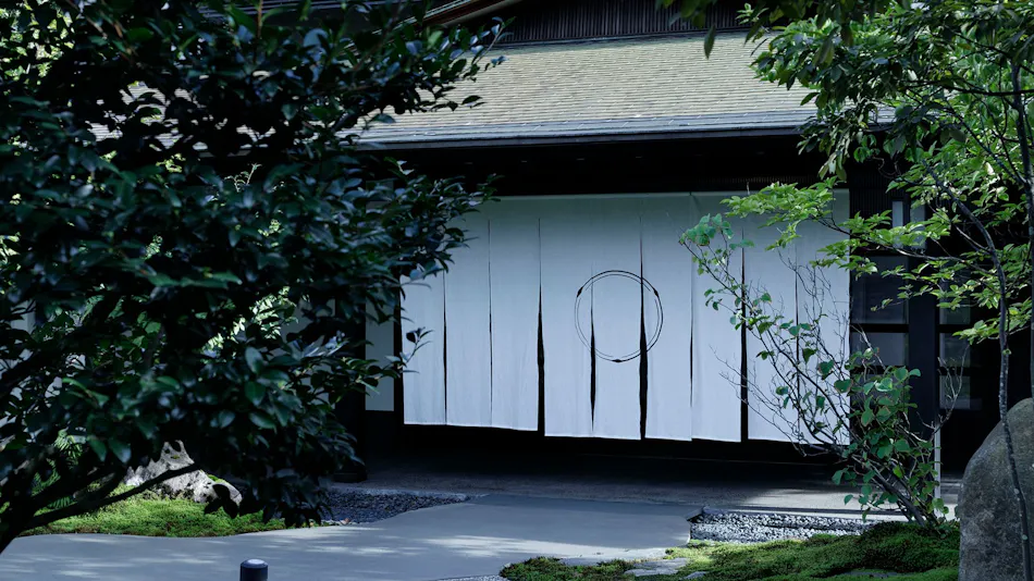 Yamanaka Onsen Hanamurasaki