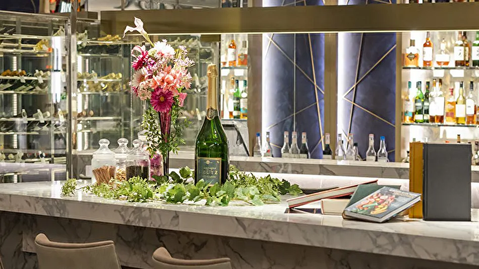 Cross Hotel Osaka (ORIX Hotels & Resorts)