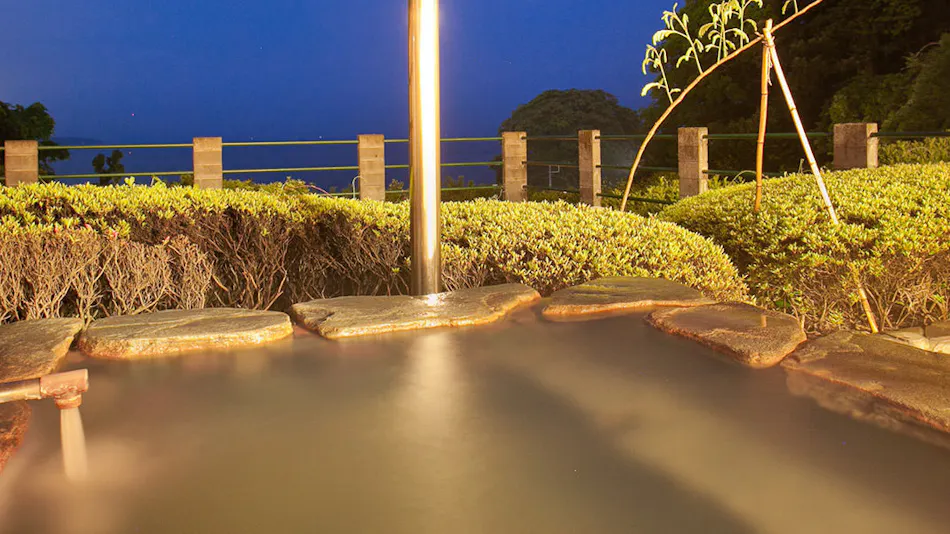 Isaribi Inn with All Rooms Featuring Open-Air Hot Spring Baths