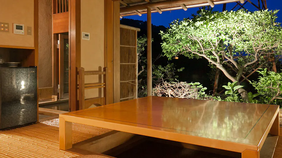 Isaribi Inn with All Rooms Featuring Open-Air Hot Spring Baths