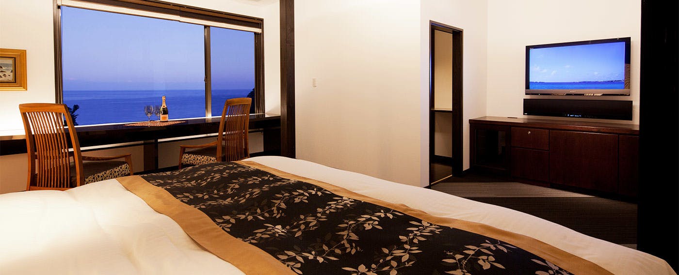 Isaribi Inn with All Rooms Featuring Open-Air Hot Spring Baths