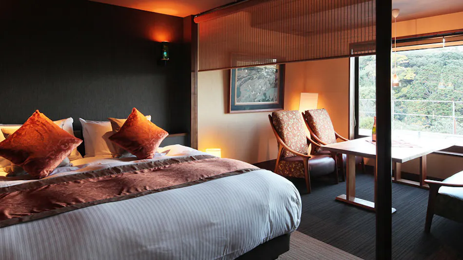 Isaribi Inn with All Rooms Featuring Open-Air Hot Spring Baths