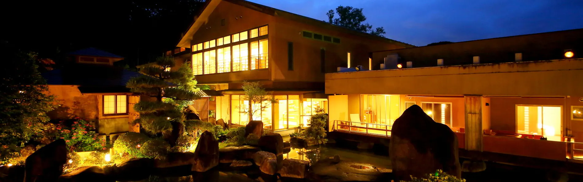 笛吹川温泉 坐忘