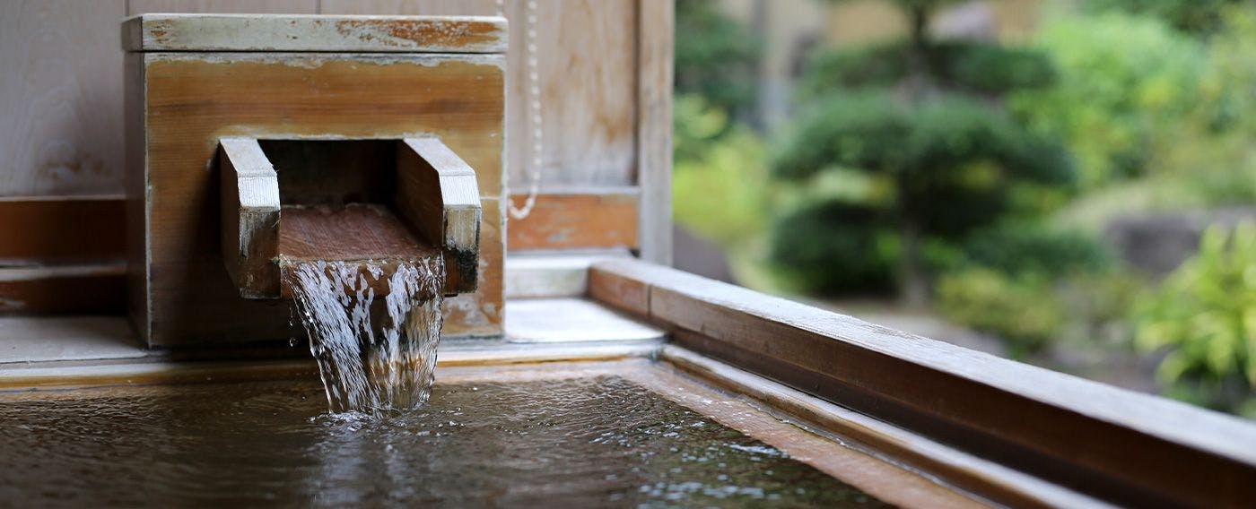 庭園露天風呂付　本館和洋室