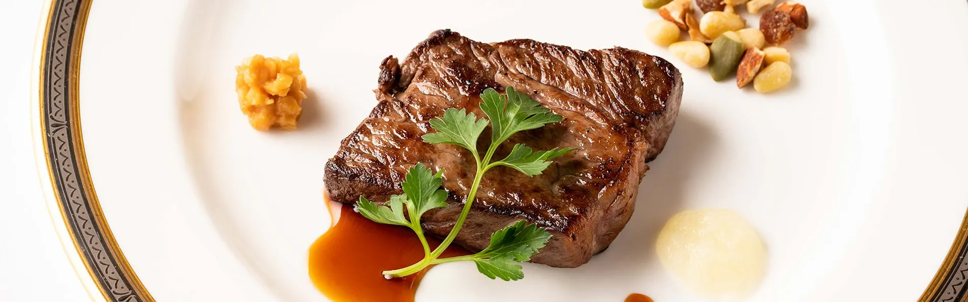 ニセコ昆布温泉 ホテル甘露の森