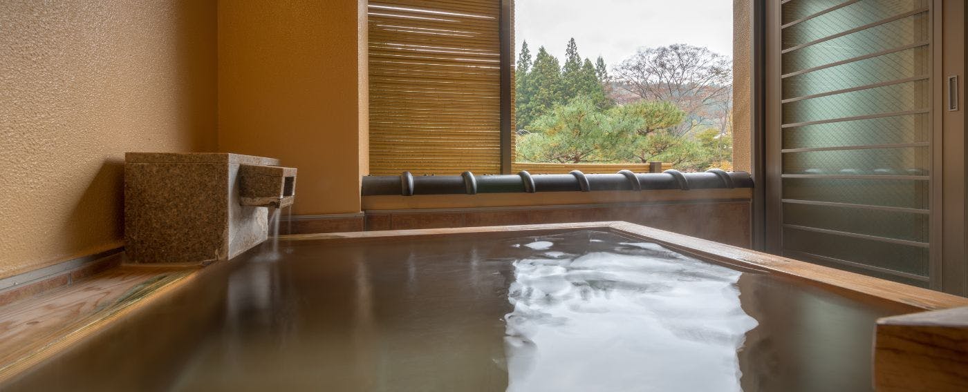 In-room open-air bath