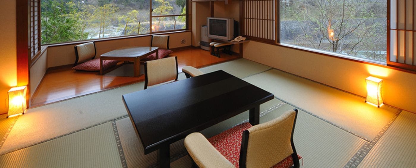 はるみや旅館