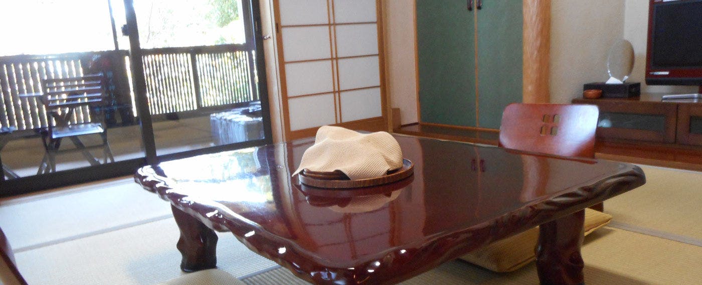 伊豆高原温泉　花生の郷