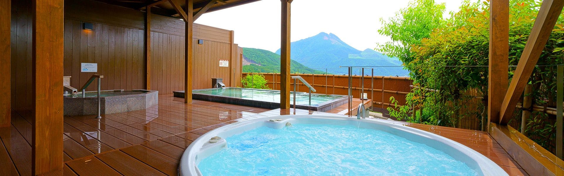 Yufuin Hanayoshi with a View of the Morning Mist