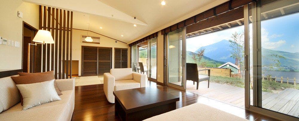 湯布院の宿で使えます（使用期限 令和7年1月4日） 18000円分