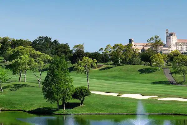 สนามกอล์ฟ