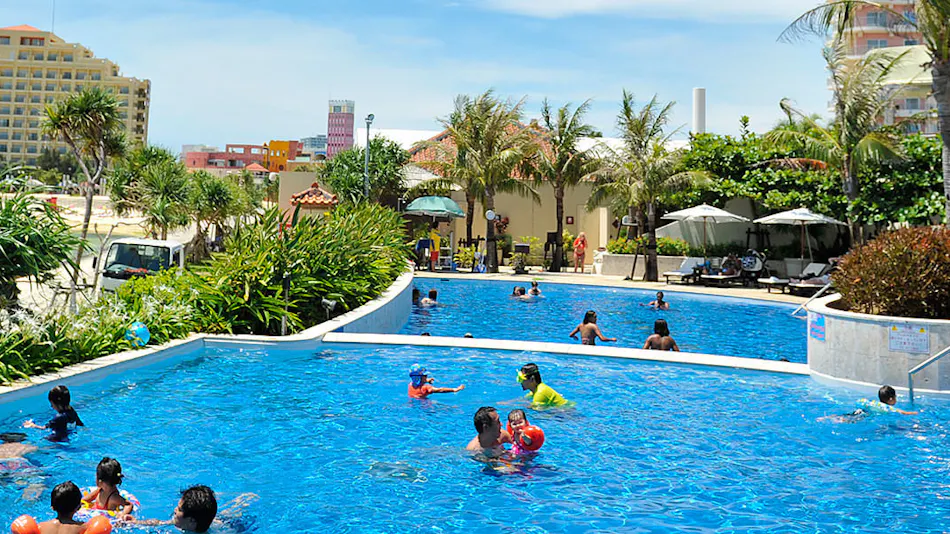 The Beach Tower Okinawa (Kyoritsu Resort)